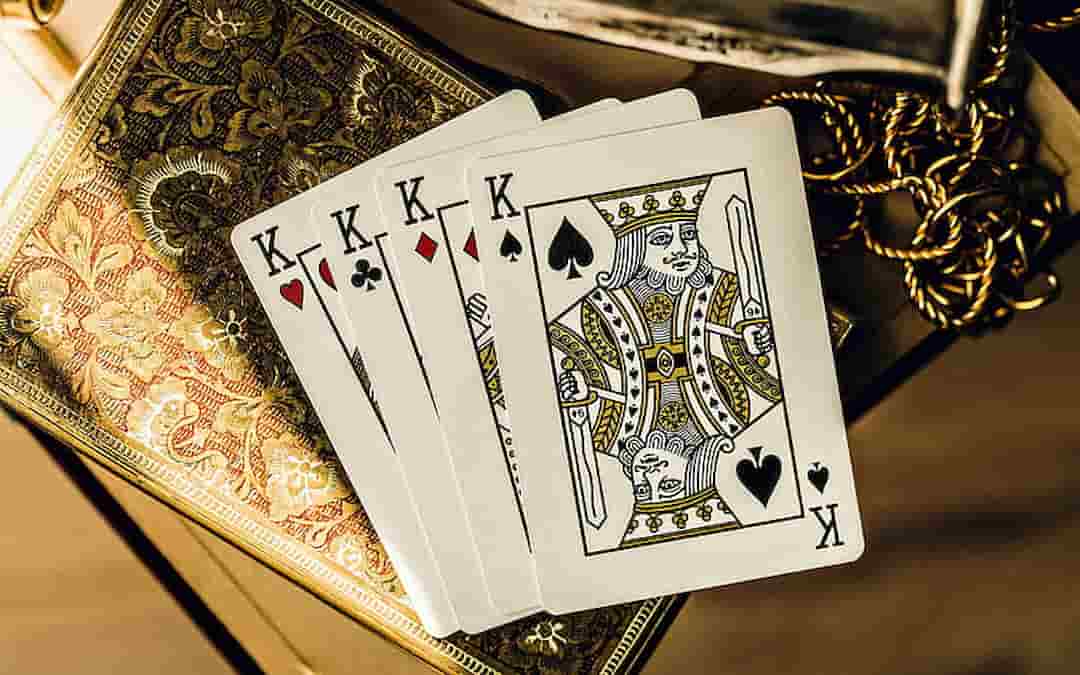 Game bài Poker tại King’s rất đa dạng 