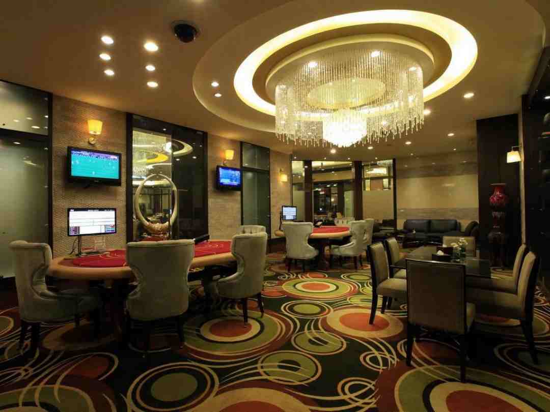 Holiday Palace Resort & Casino song bac an ninh